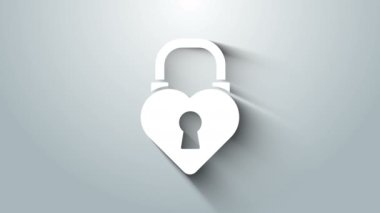 Beyaz Kale, gri arka planda izole edilmiş kalp simgesi şeklinde. Aşk sembolü ve anahtar deliği işareti. 8 Mart. Mutlu Kadın Günleri. 4K Video hareketli grafik canlandırması