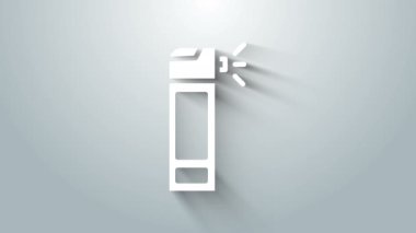 Gri arka planda izole edilmiş burun ve boğaz ikonu hastalıklarının tedavisi için püskürtülmüş beyaz tıbbi şişe. 4K Video hareketli grafik canlandırması