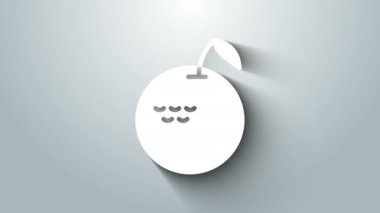 Beyaz Elma simgesi gri arkaplanda izole edildi. Yaprak sembollü meyve. 4K Video hareketli grafik canlandırması