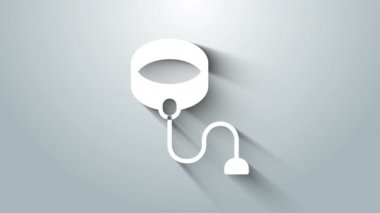 Gri arka planda izole edilmiş karabina ikonu olan beyaz geri çekilebilir ip tasması. Evcil köpek liderliği. Açık hava yürüyüşü için hayvan aksesuarı. 4K Video hareketli grafik canlandırması