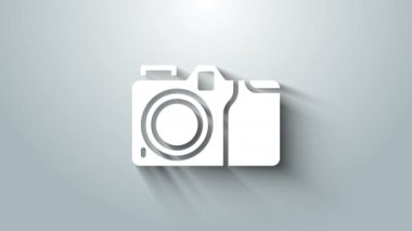 Gri arkaplanda beyaz fotoğraf makinesi simgesi izole edildi. Fotoğraf makinesi simgesi. 4K Video hareketli grafik canlandırması