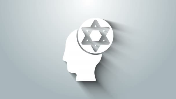 Символ белой православной еврейской шляпы выделен на сером фоне. Еврейские мужчины в традиционной одежде. Символы иудаизма. Видеографическая анимация 4K — стоковое видео