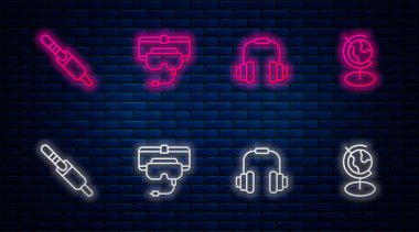 Sanal gerçeklik gözlükleri, kulaklıklar, ses sistemi ve Dünya küresi. Tuğla duvarda parlayan neon simgesi. Vektör.