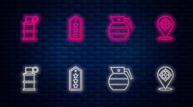 Askeri rütbe, el bombası, duman ve hedef sporu. Tuğla duvarda parlayan neon simgesi. Vektör.
