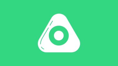 Yeşil arkaplanda beyaz tebeşir ikonu izole edildi. 4K Video hareketli grafik canlandırması