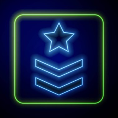 Parlayan neon askeri rütbe ikonu mavi arka planda izole edildi. Askeri rozet işareti. Vektör.