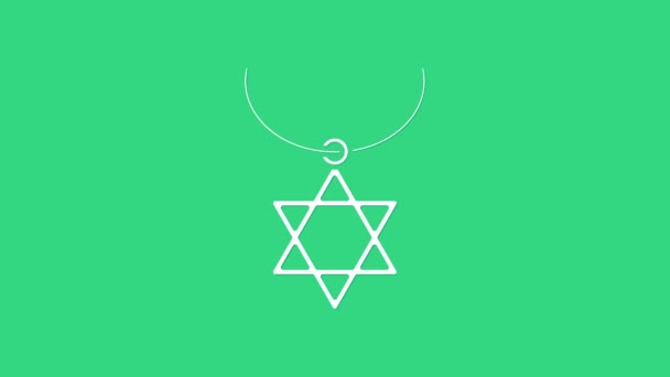 白色的大卫之星项链上的链条图标孤立在绿色背景。犹太教的象征。以色列的象征。珠宝和配件。4K视频运动图形动画 — 图库视频影像