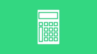 Yeşil arkaplanda beyaz hesap makinesi simgesi izole edildi. Muhasebe sembolü. İş hesaplamaları matematik eğitimi ve finans. 4K Video hareketli grafik canlandırması