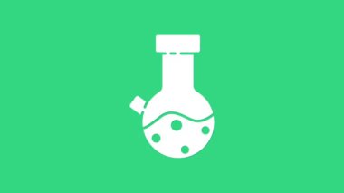 Beyaz test tüpü ve kimyasal test ikonu yeşil arka planda izole edildi. Laboratuvar cam levhası. 4K Video hareketli grafik canlandırması