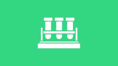 Beyaz test tüpü ve kimyasal test ikonu yeşil arka planda izole edildi. Laboratuvar cam levhası. 4K Video hareketli grafik canlandırması