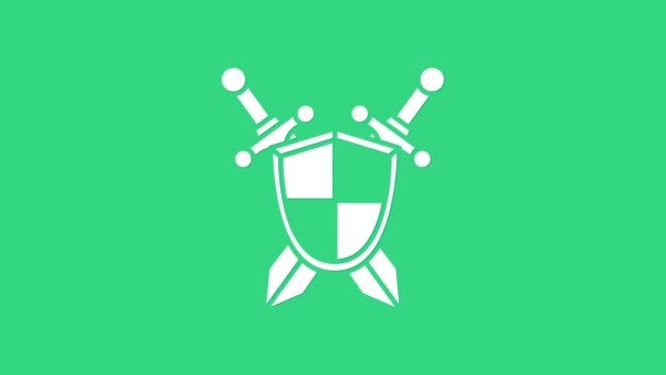 Escudo medieval blanco con icono de espadas cruzadas aisladas sobre fondo verde. Animación gráfica de vídeo 4K — Vídeo de stock