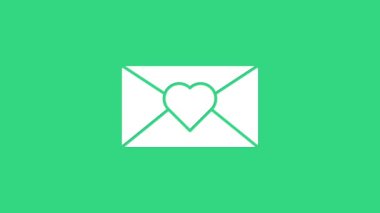 Yeşil zemin üzerinde 8 Mart simgesi bulunan Beyaz Zarf. Mesaj aşkım. Aşk ve romantizm mektubu. Uluslararası Mutlu Kadınlar Günü. 4K Video hareketli grafik canlandırması