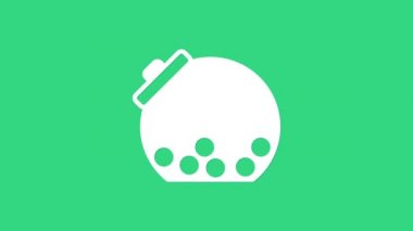 Yeşil arka planda izole edilmiş beyaz cam kavanoz ve içinde şekerler var. 4K Video hareketli grafik canlandırması