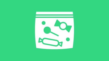 Şeker ikonu için beyaz şeker ambalajı yeşil arka planda izole edildi. Şekerli çanta. 4K Video hareketli grafik canlandırması