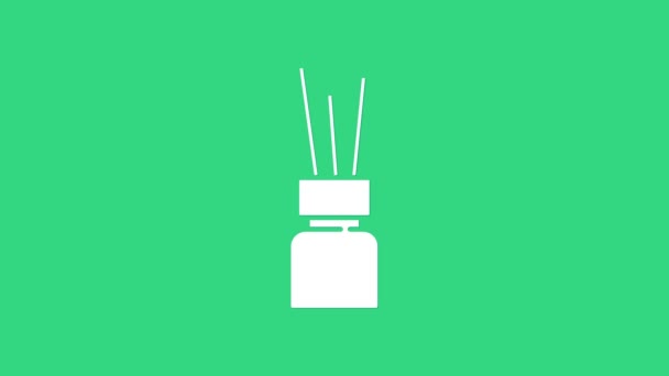 Vit Aroma diffuser ikon isolerad på grön bakgrund. Glasburk annorlunda med trädoftpinnar. 4K Video motion grafisk animation — Stockvideo