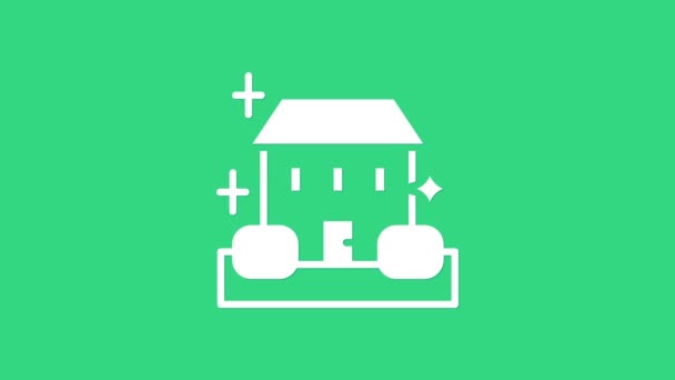 White Home schoonmaakservice concept pictogram geïsoleerd op groene achtergrond. Bouw en huis. 4K Video motion grafische animatie — Stockvideo