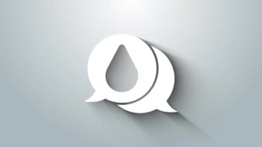 Beyaz su damlası simgesi gri arkaplanda izole edildi. 4K Video hareketli grafik canlandırması