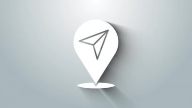 Beyaz Harita iğne simgesi gri arkaplanda izole edildi. Navigasyon, işaret, konum, harita, GPS, yön, yer, pusula, arama konsepti. 4K Video hareketli grafik canlandırması