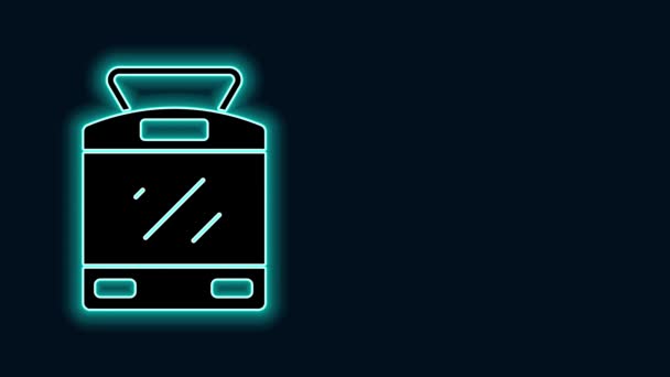 Leuchtende neonfarbene Straßenbahn und Eisenbahnsymbol isoliert auf schwarzem Hintergrund. Symbol für den öffentlichen Nahverkehr. 4K Video Motion Grafik Animation — Stockvideo