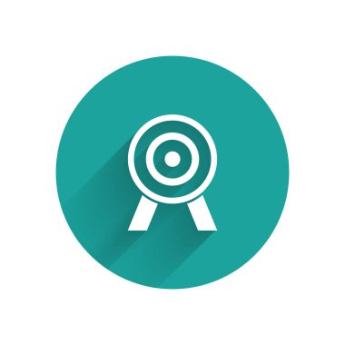Beyaz Hedef simgesi uzun gölgeli izole edildi. Dart tahtası işareti. Okçuluk tahtası simgesi. Dartboard işareti. İş hedefi kavramı. Yeşil daire düğmesi. Vektör.