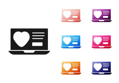 Siyah Dizi uygulaması beyaz arka planda izole edilmiş dizüstü bilgisayar konsepti simgesi. Kadın erkek profili düz tasarım. Çift ilişki için eşleşiyor. Simgeleri renklendirin. Vektör.