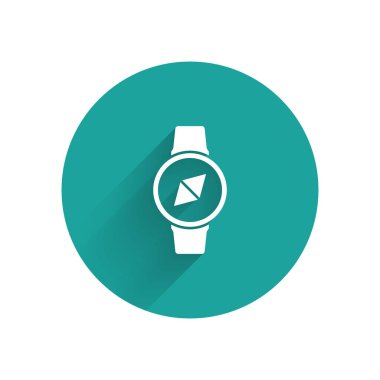 Beyaz Pusula simgesi uzun gölgede izole edildi. Rüzgâr yön bulma sembolü. Rüzgar gül işareti. Yeşil daire düğmesi. Vektör.