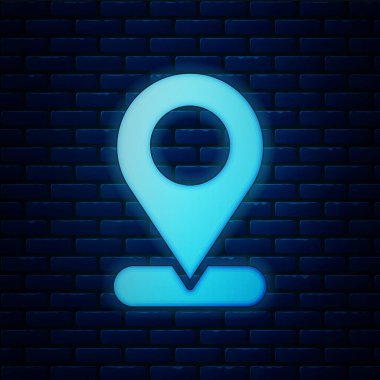 Parlayan neon harita pin simgesi tuğla duvar arka planında izole edildi. Navigasyon, işaret, konum, harita, GPS, yön, yer, pusula, arama konsepti. Vektör.