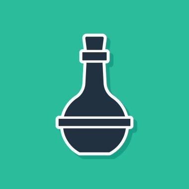 Yeşil arka planda izole edilmiş mavi Yahudi şarap şişesi ikonu. Vektör.