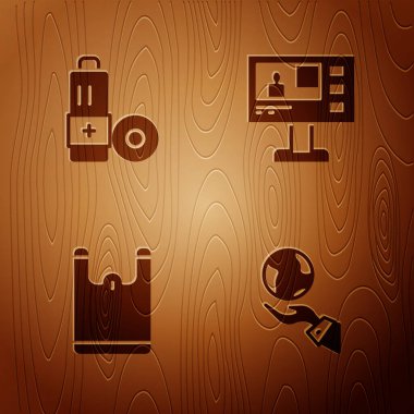 Set Hands holding Earth globe, Battery, Plastik çanta ve televizyon raporu ahşap arka planda. Vektör.