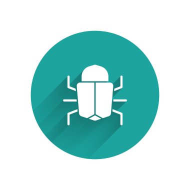 Beyaz Sistem hata konsepti simgesi uzun gölgeyle izole edildi. Kod hatası konsepti. Sistemde hata var. Böcek araması. Yeşil daire düğmesi. Vektör.