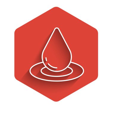 Beyaz çizgi Su damlası ikonu uzun gölgeli izole edilmiş. Kırmızı altıgen düğmesi. Vektör.