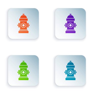 Beyaz arkaplanda izole edilmiş renkli yangın musluğu simgesi. Kare düğmelere renkli simgeleri yerleştir. Vektör.