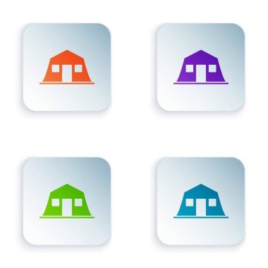 Beyaz arka planda izole edilmiş renkli askeri kışla ikonu. Hava saldırıları mimari ordusu. Kare düğmelere renkli simgeleri yerleştir. Vektör.