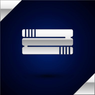 Gümüş havlu yığını simgesi koyu mavi arkaplanda izole edildi. Vektör.