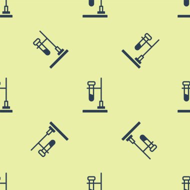 Yangın ısıtıcısının üzerinde mavi cam test tüpü deney ikonu sarı arka planda izole edilmiş pürüzsüz desen. Laboratuvar ekipmanları. Vektör.