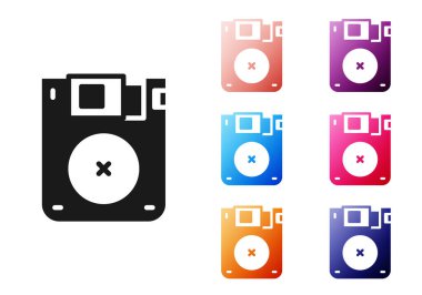 Bilgisayar veri depolama simgesi için siyah disket beyaz arkaplanda izole edildi. Disket işareti. Simgeleri renklendirin. Vektör.