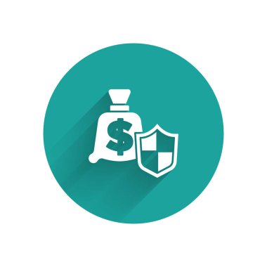 Kalkan ikonlu beyaz para uzun gölgeli izole edilmiş. Sigorta konsepti. Güvenlik, güvenlik, koruma, konsept koruma. Yeşil daire düğmesi. Vektör.