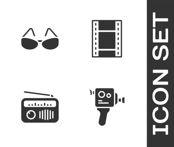 Retro Cinema Camera Glasses Radio 안테나 Play Video Icon 합니다 — 스톡 벡터