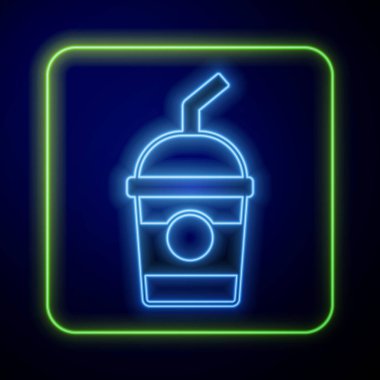 Parlayan neon milkshake simgesi mavi arkaplanda izole edildi. Kapaklı ve samanlı plastik bardak. Vektör.