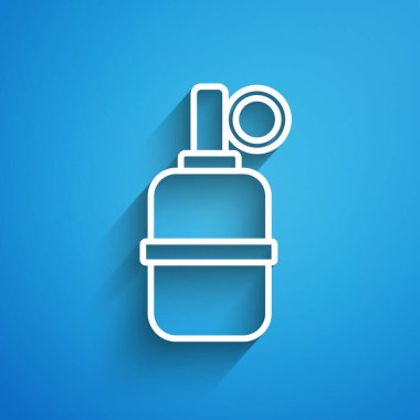 Beyaz çizgili el bombası ikonu mavi arka planda izole edildi. Bomba patlaması. Uzun gölge. Vektör