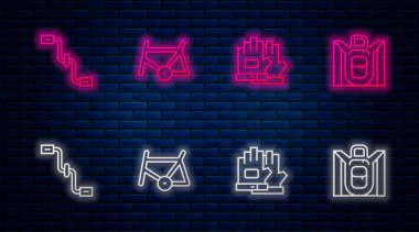 Çizgi bisiklet iskeleti, eldivenler, pedallar ve yürüyüş sırt çantası. Tuğla duvarda parlayan neon simgesi. Vektör