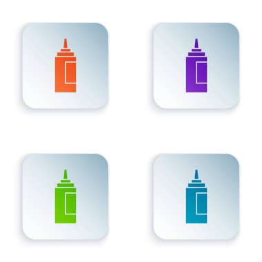 Beyaz arka planda izole edilmiş renkli sos şişesi ikonu. Ketçap, hardal ve fast food için soslu mayonez şişeleri. Kare düğmelere renkli simgeleri yerleştir. Vektör