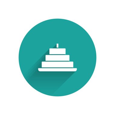 Uzun gölgeli, yanan mum ikonlu beyaz pasta. Doğum günün kutlu olsun. Yeşil daire düğmesi. Vektör.