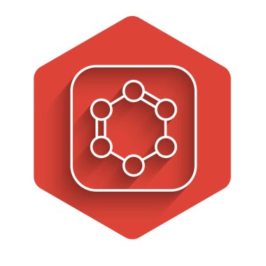 Benzen halkalarından oluşan beyaz çizgi kimyasal formülü uzun gölgeli izole edilmiş bir ikon. Kırmızı altıgen düğmesi. Vektör.