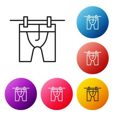 Siyah çizgi kurutma simgesi beyaz arkaplanda izole edildi. Temiz gömlek. Çamaşırları çamaşır mandallarıyla iple yıka. Kıyafet bakımı ve düzenlilik. Renkli daire düğmelerini ayarlayın. Vektör.