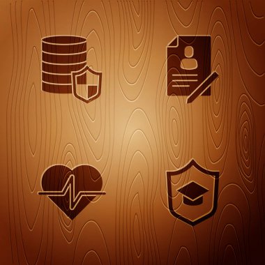 Mezuniyet şapkasını kalkan, para, hayat sigortası ve ahşap arka planda belge ile ayarla. Vektör