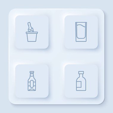 Buz kovasında şampanya, shot bardağı, bira şişesi ve bir bardak votka. Beyaz kare düğme. Vektör
