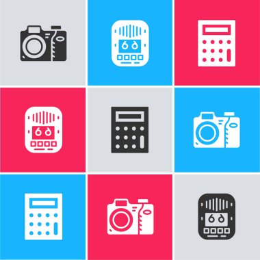 Fotoğraf makinesi, kasetçalar ve hesap makinesi simgesini ayarla. Vektör