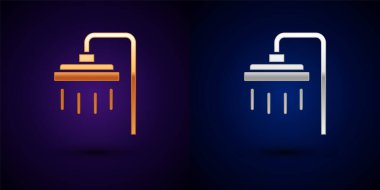 Siyah zemin üzerinde su damlaları akan ikon içeren altın ve gümüş duş başlığı. Vektör.