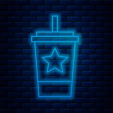 Duvarda izole edilmiş pipet ve su ikonu ile parlayan neon şeritli kağıt bardak. Soda bardağı. Taze soğuk içecek sembolü. Vektör.